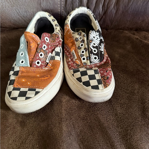 VANS Patchwork Checkerboard Slip-On Sneakers Women’s Size 6‎ No Laces - Picture 2 of 5